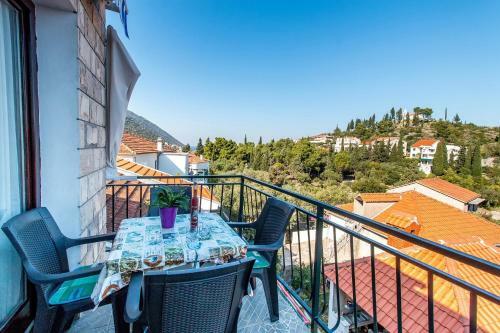 Apartments Doris-trpanj