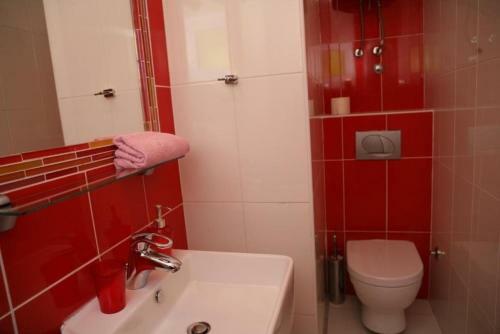 Hostal Apartments & Rooms Magda - Parking