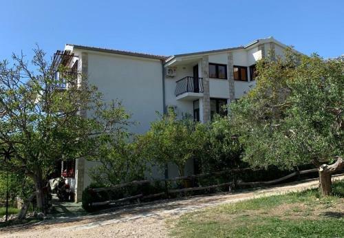 Apartments Antisa - With Playground