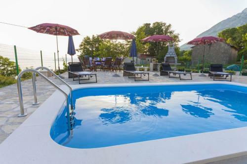 Villa Ljubini Dvori In Tucepi, Private Pool