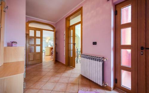 Iva House With Apartment