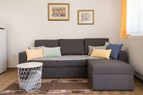 Apartment Bruneta With Sea View