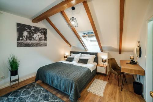 Hotel Chop Old House Rooms