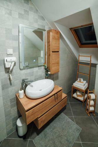 Hotel Chop Old House Rooms