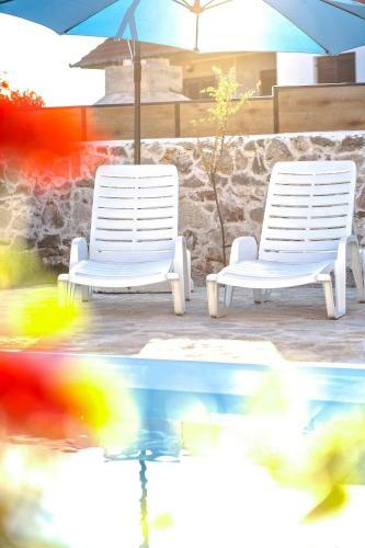 Heritage House With Heated Pool Vrime