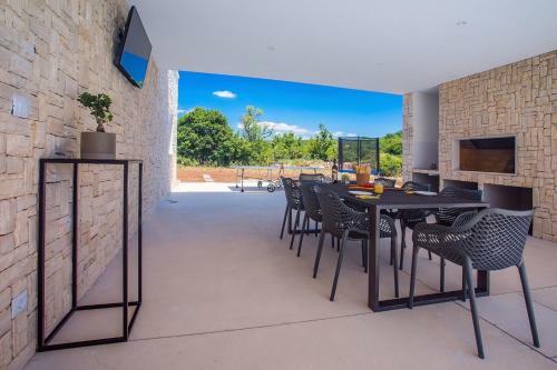 Modern Villa M30 With Private Pool, 3 En-suite Bedrooms