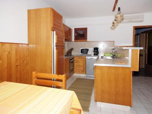 Apartment Martina - Kor300