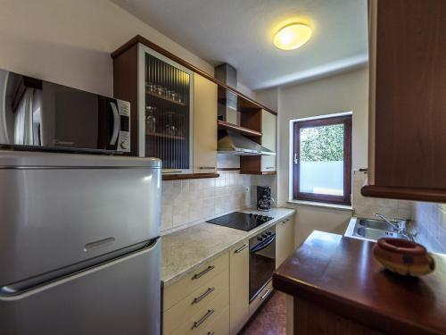 Luxurious Villa In Kadumi With Swimming Pool