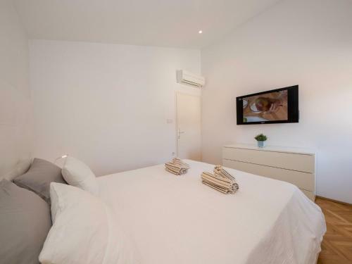 Villa For 6 Guests Only 50 Meters From The Beach Sv Ivan