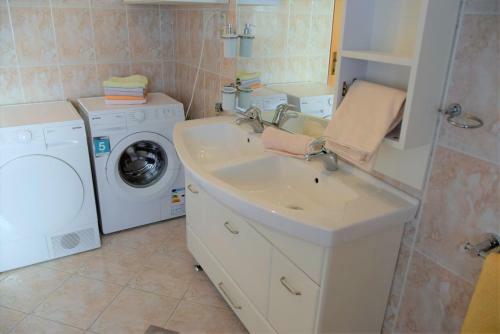 Ziza Apartment
