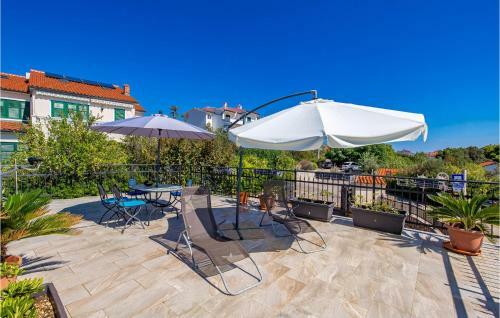 Stunning Home In Rab W/ 1 Bedrooms