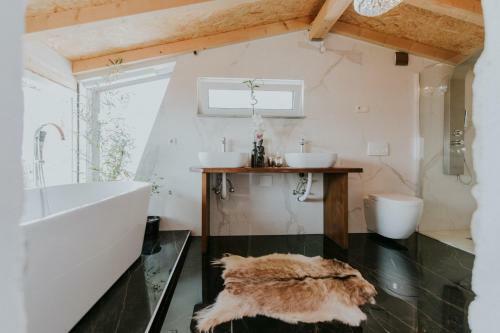 Villa Casa Del Mar In Stani?i With Sea Views