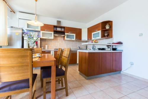 Oleander Apartment