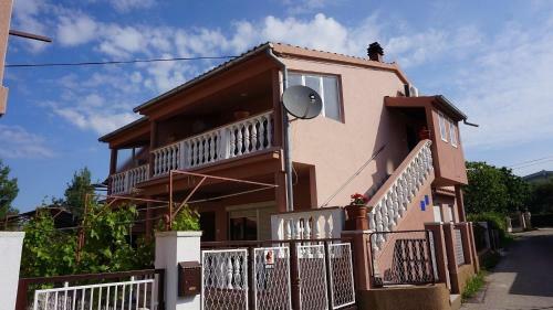 Apartment Julijana - Economy