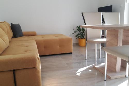 Apartments - Nin - Cdn02103c-cyb