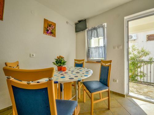 Apartment Adria-2