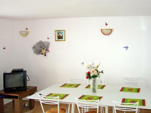 Holiday Home Annemarie - Ald317