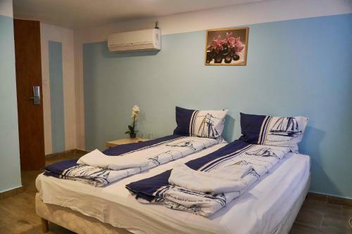 Hostal Deniz Pension
