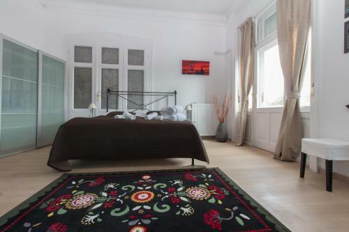 Bed & Breakfast Butterfly Home Danube