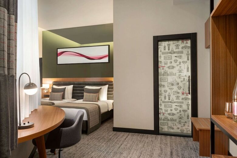 Hotel Ramada By Wyndham Budapest City Center