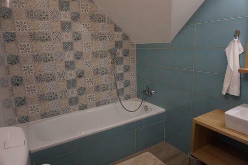 Bed & Breakfast Airport Alm�skert Panzi�