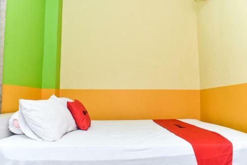 Hostal Reddoorz Near Universitas Pattimura Ambon