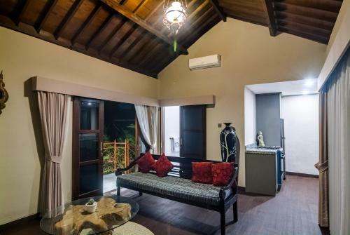 Hotel The Lodge Canggu