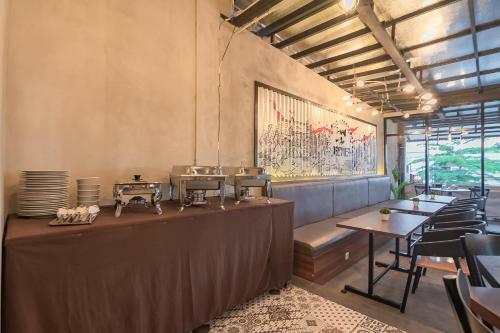 Hostal Reddoorz @ Kiaracondong
