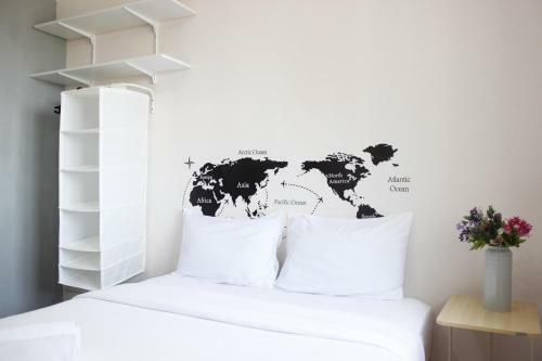 Spacious And Well Appointed 2br @ Gateway Pasteur Apartment By Travelio