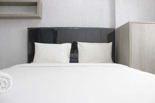Homey 3br Apartment At Gateway Pasteur Near Exit Toll By Travelio