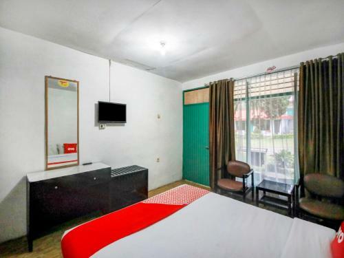 Oyo 2322 Dien Karona Hotel
