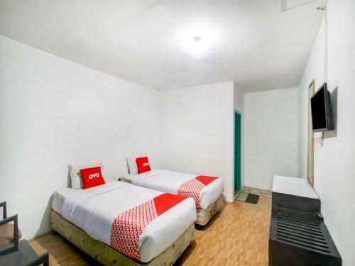 Oyo 2322 Dien Karona Hotel