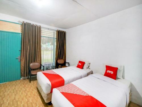 Oyo 2322 Dien Karona Hotel
