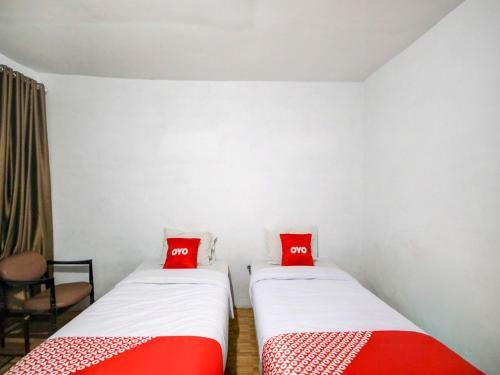 Oyo 2322 Dien Karona Hotel