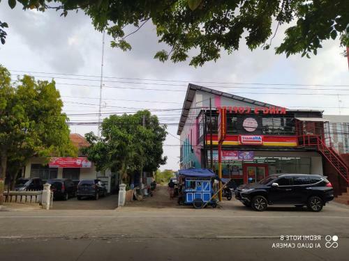 Hotel King's Guest House Brebes