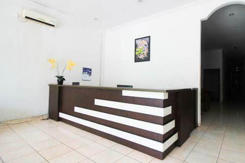 Hotel Oyo 1969 Wisma Sari
