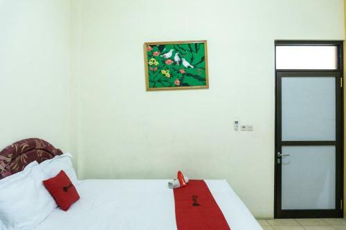 Hostal Reddoorz @ Gatot Subroto Ende