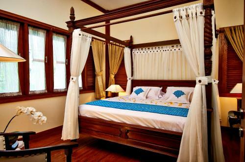 Kampung Sumber Alam Garut