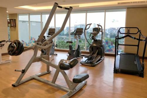 Cozy Studio Menteng Park Apartment By Travelio