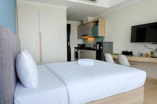 Exclusive Studio Apartment At Menteng Park By Travelio