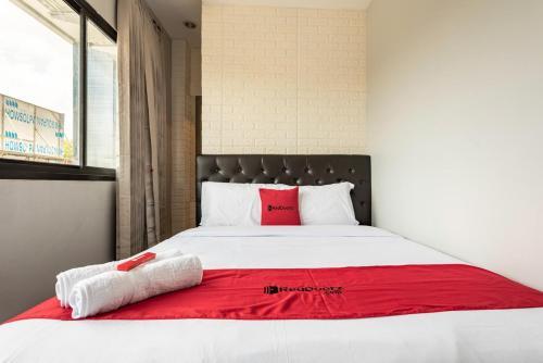 Hostal Reddoorz Near Tanjung Duren 2
