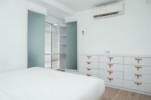 Relax 1br Apartment At Menteng Square By Travelio