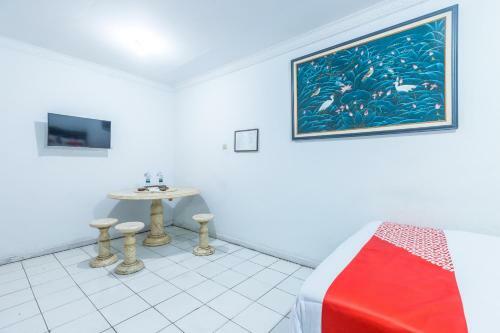 Hotel Oyo 1424 Guntary Residence