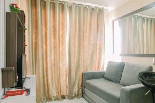Comfortable 2br Apartment At Sentra Timur Residence By Travelio