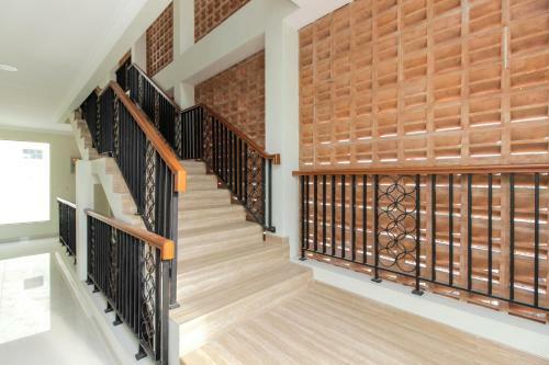 Hostal Reddoorz Premium Near Ragunan Zoo 2