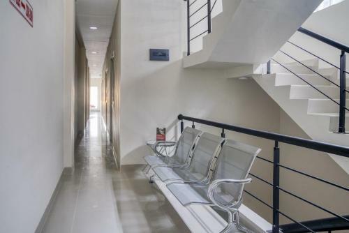 Hostal Reddoorz @ Bandengan Jakarta