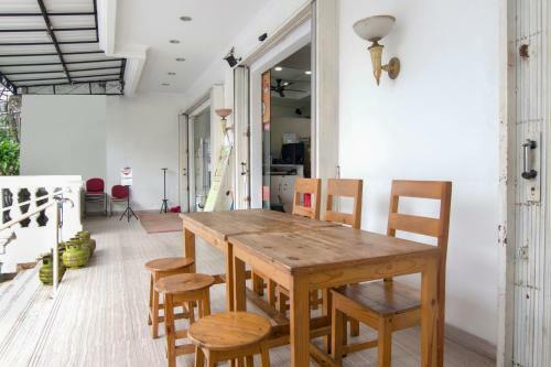 Hotel Oyo 3733 Guntur 40 Residence