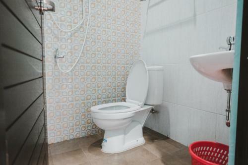 Hostal Reddoorz Near Rsud Koja