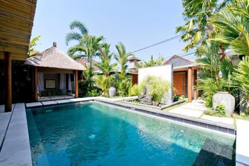 Luxury 2 Bedroom Villa With Private Pool, Bali Villa 1142