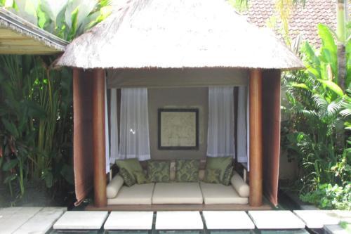 Luxury 2 Bedroom Villa With Private Pool, Bali Villa 1142